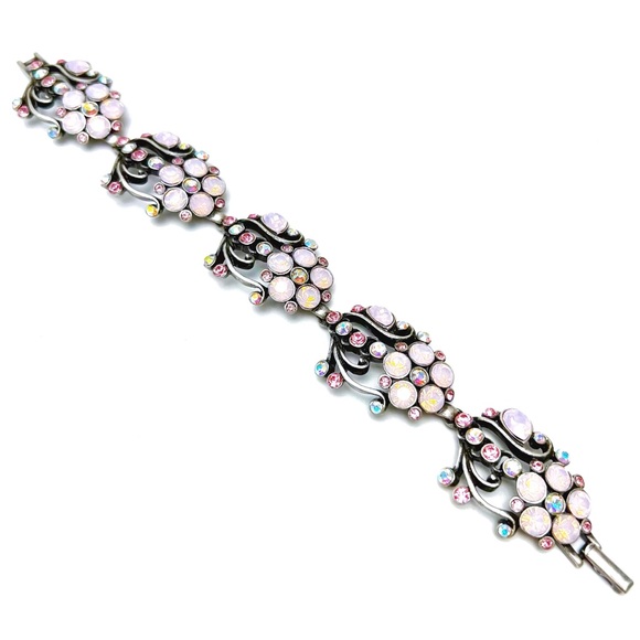 V&A Victoria & Albert Museum Signed Pink AB Crystal Floral Scroll Link Bracelet - Picture 3 of 8